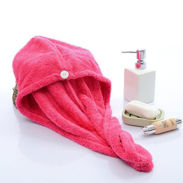 SEQUE E FINALIZE O SEU CABELO NA METADE DO TEMPO COM A NOVA TOALHA DE POLIAMIDA TOWEL PAD - Look produto certo